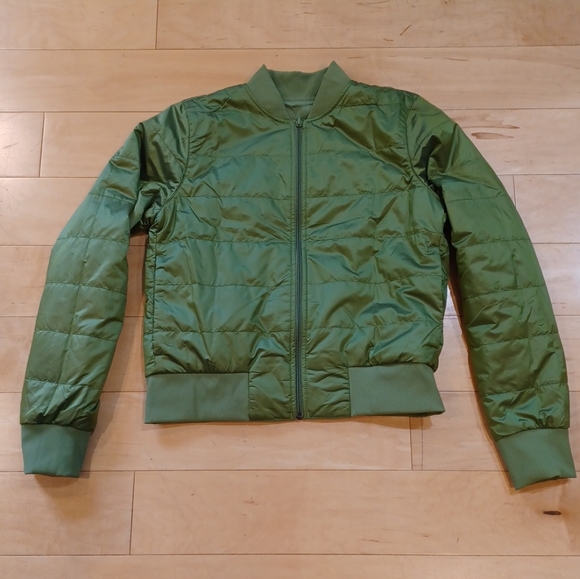 Lululemon Women’s Non-Stop Bomber Jacket Size 8 Reversible Green Foliage - Picture 10 of 13